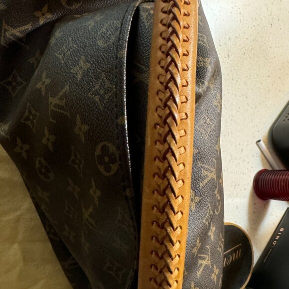 ARTSY MM Louis Vuitton Handbag - Picture 6 of 9